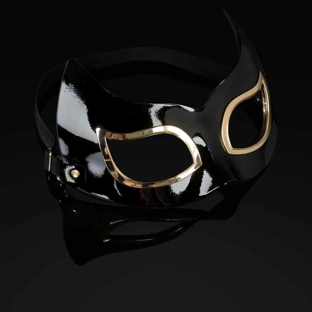 Honey Birdette Glossy Black and Gold Mask
